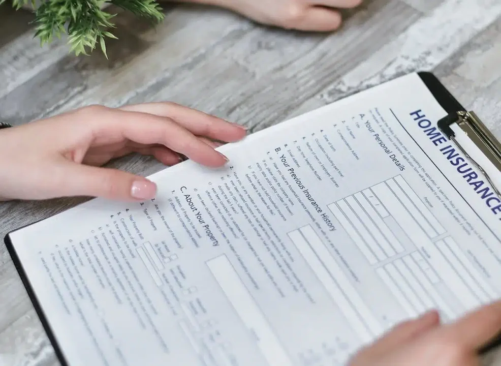découvrez notre analyse approfondie sur l'assurance habitation. comparez les offres, les garanties et les tarifs pour choisir la protection idéale pour votre foyer. protégez votre bien avec des conseils d'experts et des astuces sur les polices d'assurance.