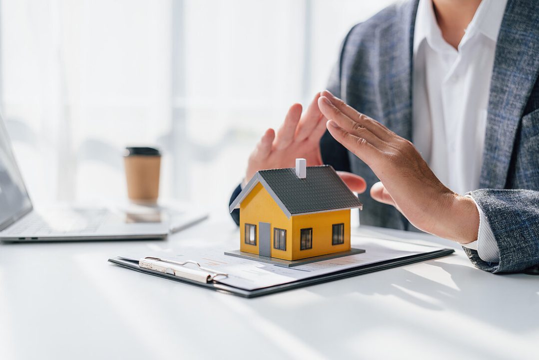 protégez votre domicile avec une assurance habitation adaptée à vos besoins. découvrez nos offres complètes pour garantir votre sécurité et celle de vos biens, tout en bénéficiant d'un accompagnement personnalisé. comparez nos tarifs et choisissez la couverture idéale pour vivre sereinement.