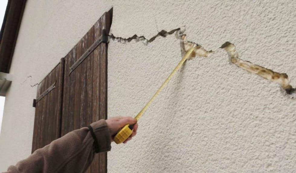 découvrez pourquoi la chaleur provoque des fissures sur les murs en france, comment les identifier et quelles solutions adopter pour protéger votre habitation efficacement.