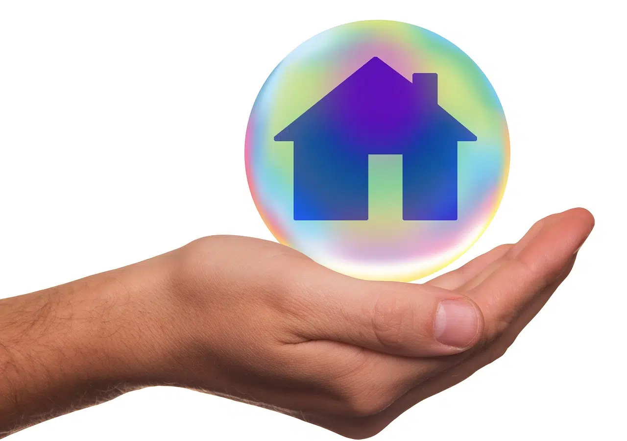 découvrez les lois californiennes sur l'assurance habitation : obligations légales, droits des propriétaires et locataires, garanties indispensables et conseils pour bien assurer votre logement en californie.