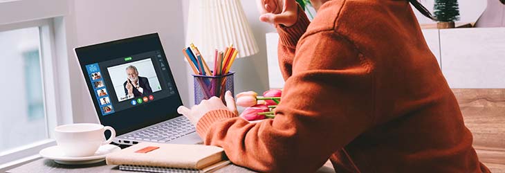 découvrez comment le télétravail impacte votre assurance habitation et quelles garanties choisir pour être bien couvert chez vous.