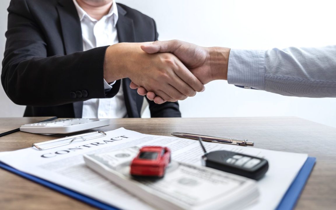 découvrez qui paie le plus pour l'assurance auto en france et les facteurs qui influencent les tarifs selon les profils d'assurés.