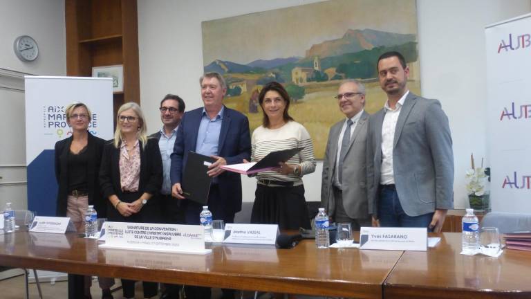 découvrez comment protéger vos droits face à un loyer en habitat indigne tout en continuant à payer, avec des conseils pratiques et légaux.